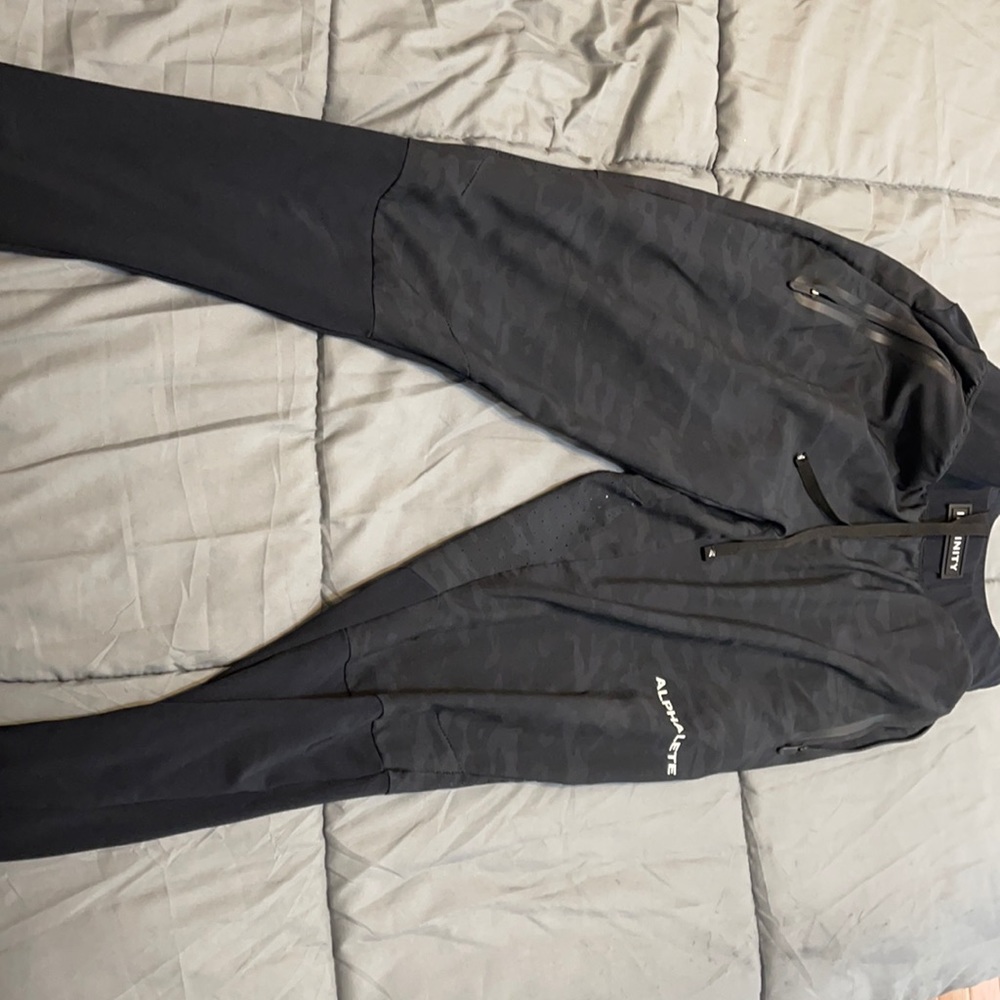 Medium Alphalete Black Camo Infinity Tech Pants